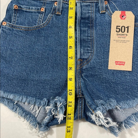 Levi’s 501 high rise shorts medium jive wash Sz 26 - Picture 8 of 14